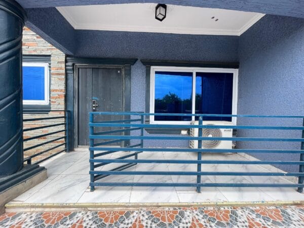 featured image of the Spacious 2-Bedroom Apartment for Rent in West Trasacco
